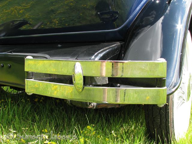 1931-chevrolet-sedan-deluxe-942.jpg