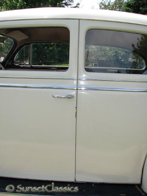 1941-plymouth-special-deluxe-198.jpg