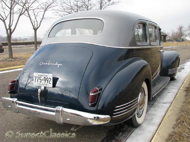1942-packard-160-287.jpg