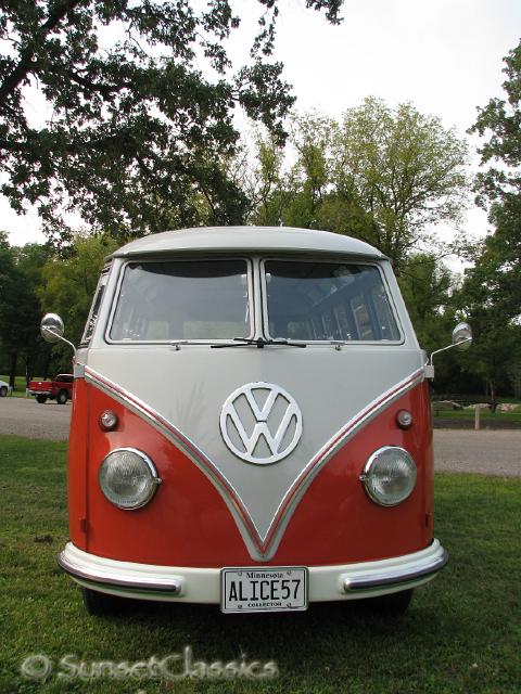 1957-23-window-bus-284.jpg