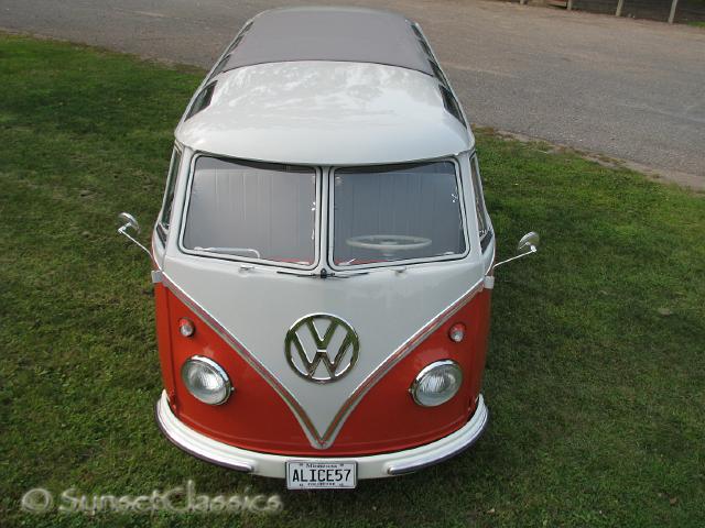 1957-23-window-bus-285.jpg