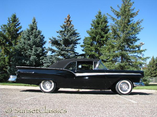 1957-ford-fairlane-366.jpg