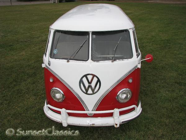 1961-deluxe-vw-bus-045.jpg