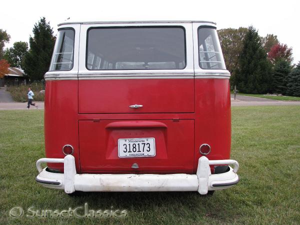 1961-deluxe-vw-bus-055.jpg