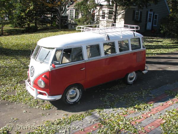 1961-deluxe-vw-bus-082.jpg