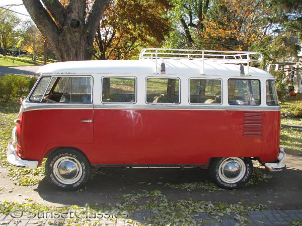 1961-deluxe-vw-bus-084.jpg