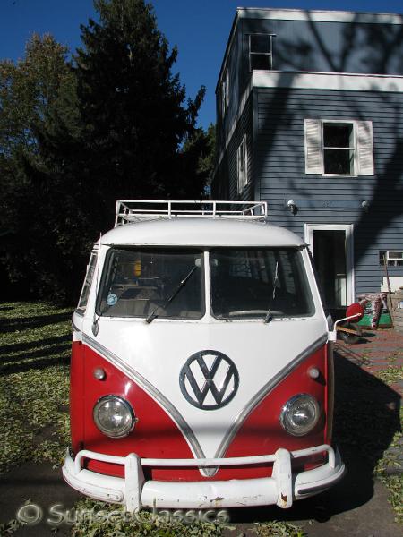 1961-deluxe-vw-bus-091.jpg
