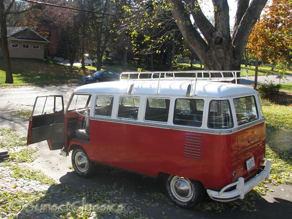 1961-deluxe-vw-bus-099.jpg