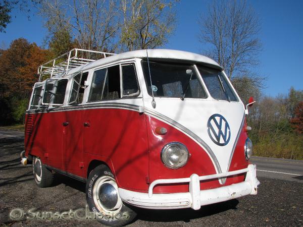 1961-deluxe-vw-bus-107.jpg
