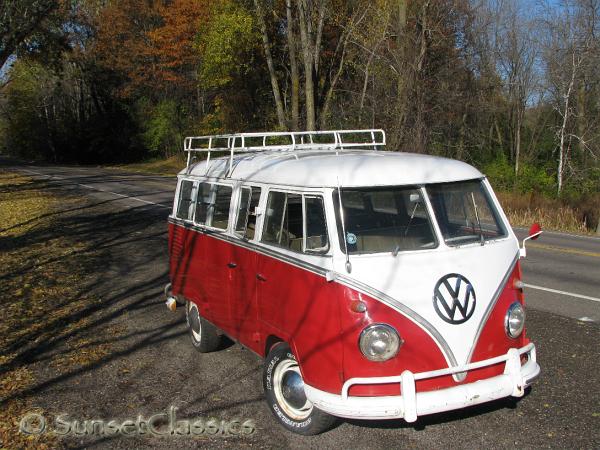1961-deluxe-vw-bus-109.jpg