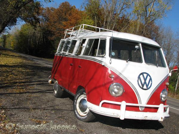 1961-deluxe-vw-bus-111.jpg