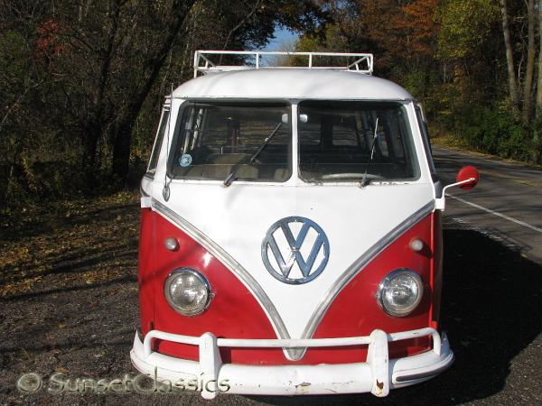 1961-deluxe-vw-bus-113.jpg