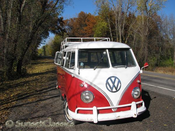 1961-deluxe-vw-bus-116.jpg