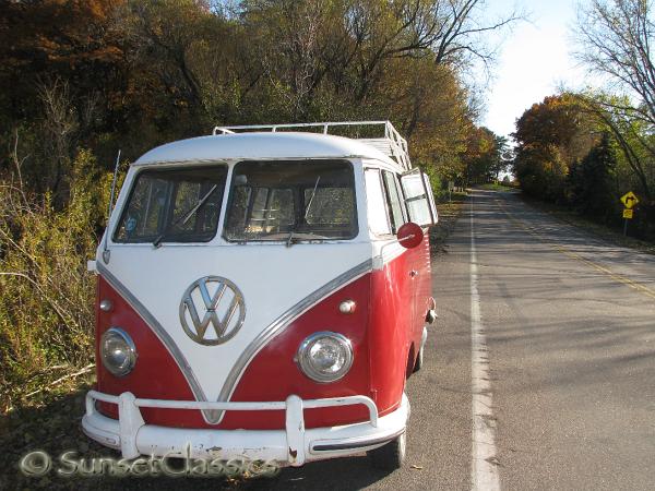 1961-deluxe-vw-bus-120.jpg