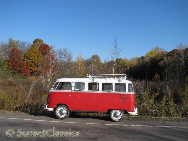 1961-deluxe-vw-bus-122.jpg