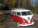 1961-deluxe-vw-bus-109