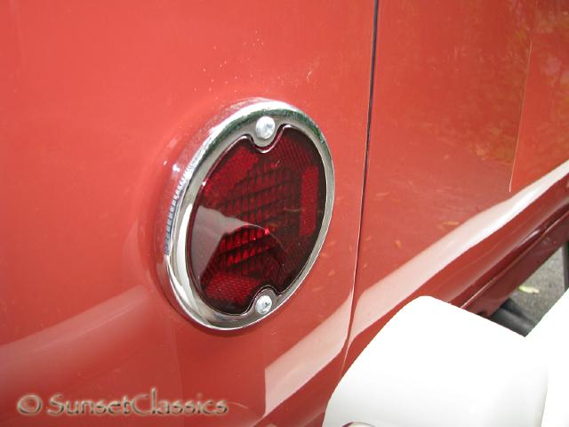 1961-23-window-bus-155.jpg