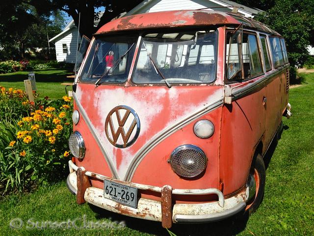 1963-vw-23-window-bus-38.jpg