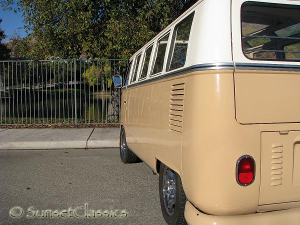1964-21-window-bus-098.jpg