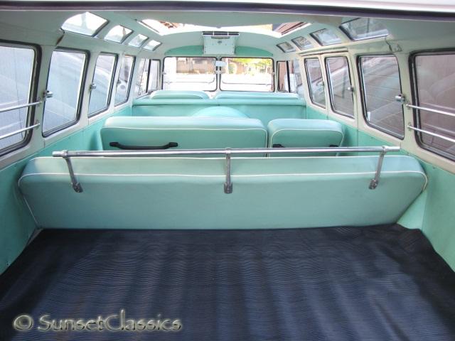 1965-volkswagen-bus-028.jpg