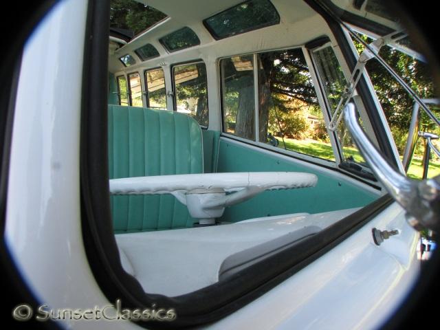 1965-vw-21-window-samba-bus-043.jpg