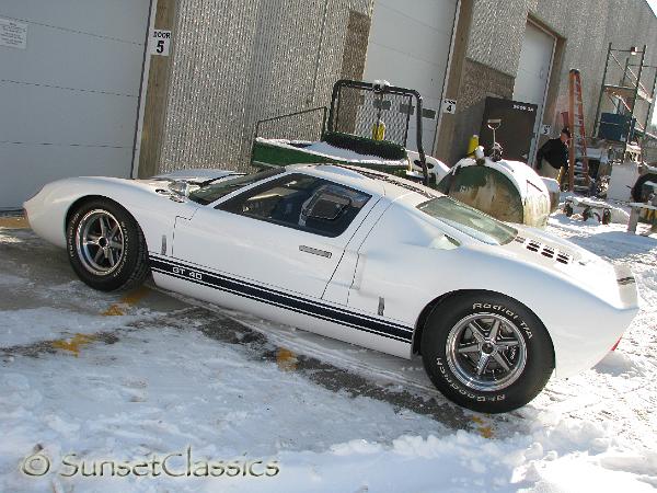 1966-ford-gt40-555.jpg