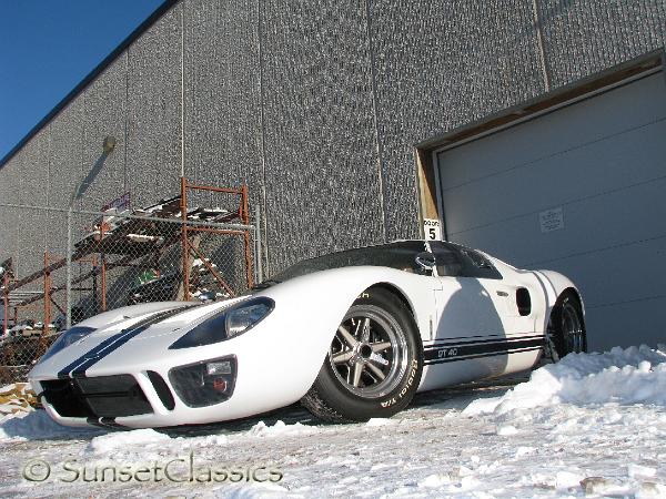 1966-ford-gt40-571.jpg