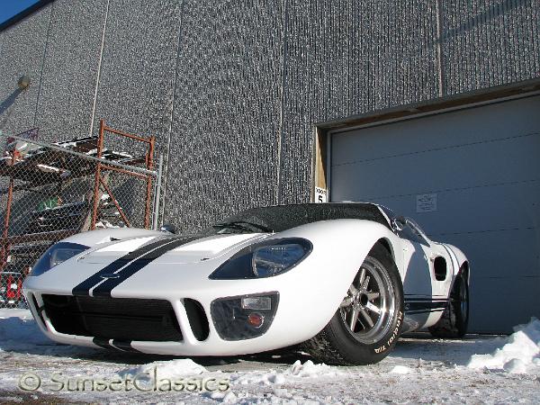 1966-ford-gt40-573.jpg