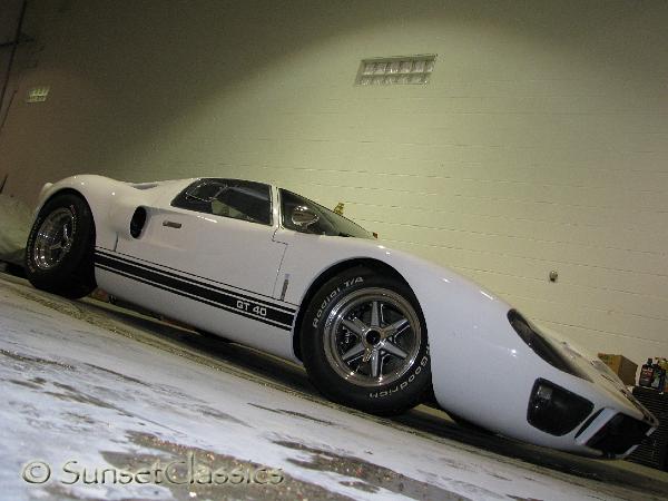 1966-ford-gt40-586.jpg