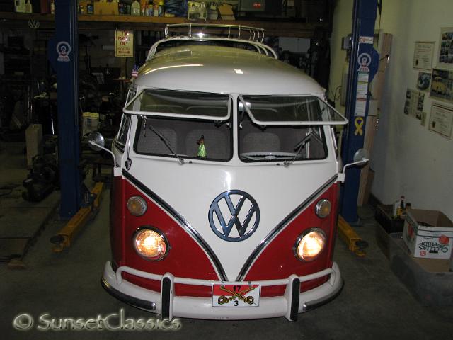 1966-vw-deluxe-bus-486.jpg
