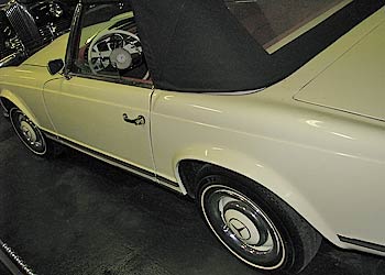 Mercedes Benz 230SL