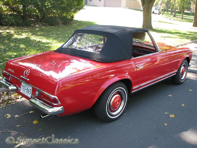 1967-mercedes-250sl-5-speed_936.jpg