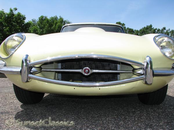 1968-jaguar-xke-494.jpg