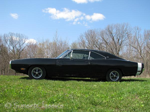 1970-dodge-charger-rt685.jpg