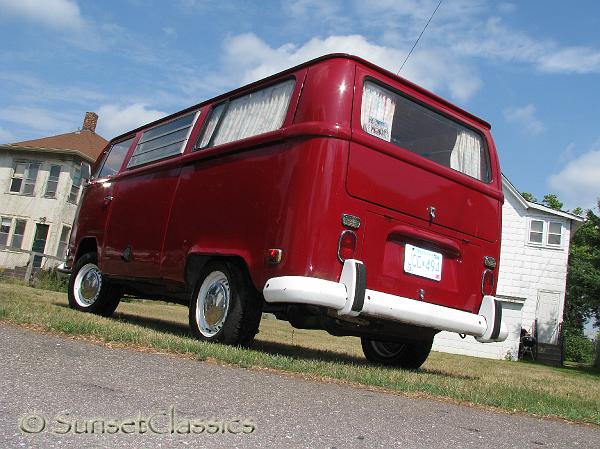 1971-vw-bus-weekender34.jpg