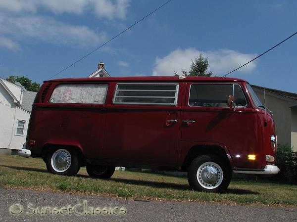 1971-vw-bus-weekender44.jpg