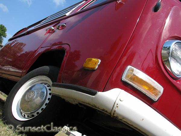 1971-vw-bus-weekender61.jpg