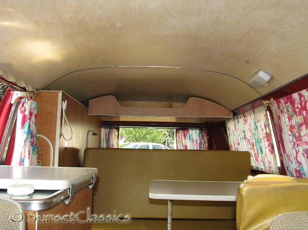 1971-vw-bus-weekender70.jpg