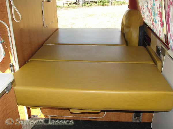 1971-vw-bus-weekender74.jpg