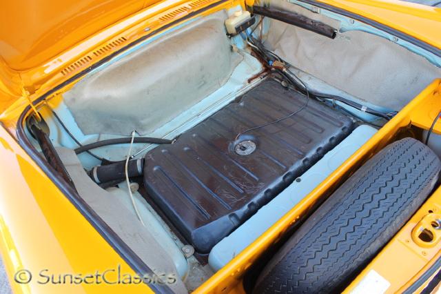 1971-vw-squareback-067.jpg