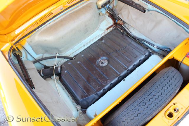 1971-vw-squareback-068.jpg
