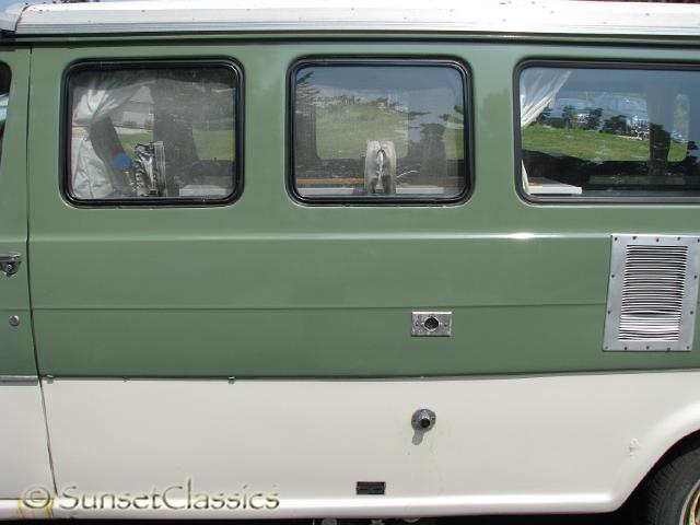 1973-econoline-camper-804.jpg