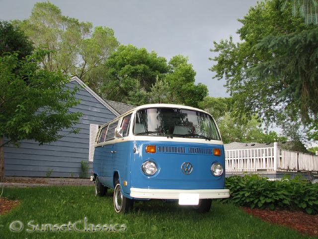 1973-vw-bus-weekender-026.jpg