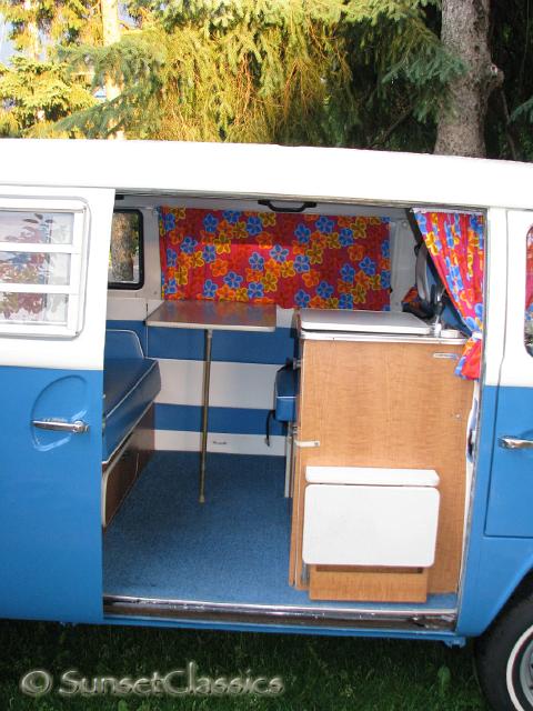 1973-vw-bus-weekender-173.jpg