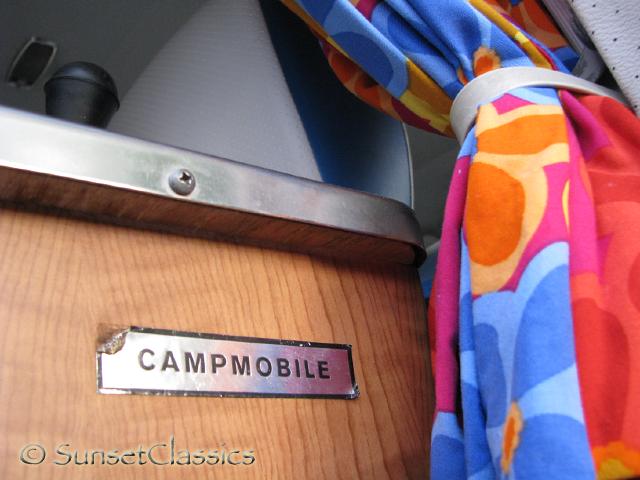 1973-vw-bus-weekender-245.jpg