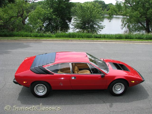1975-lamborghini-urraco-684.jpg
