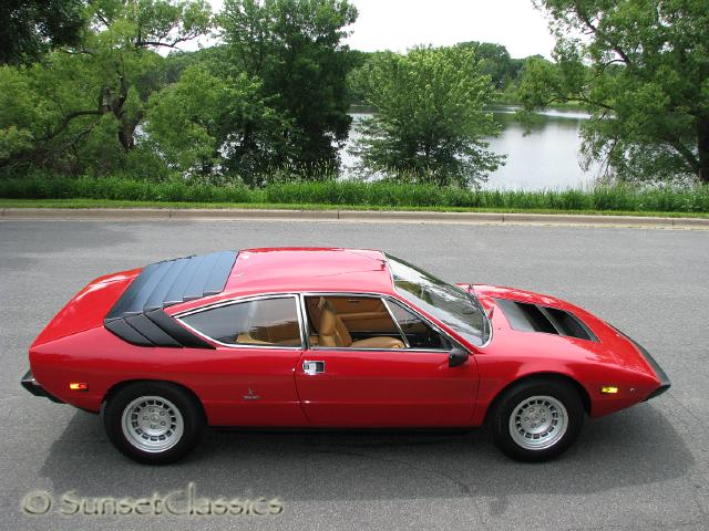 1975-lamborghini-urraco-688.jpg