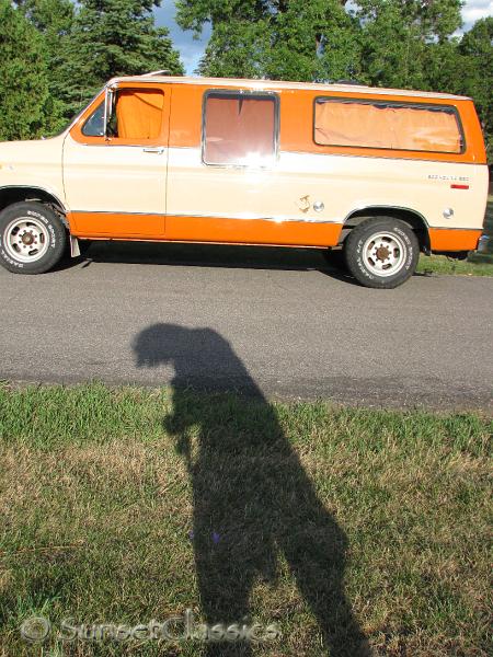 1977-ford-conversion-van-207.jpg
