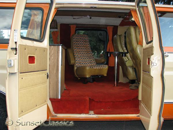 1977-ford-conversion-van-169.jpg