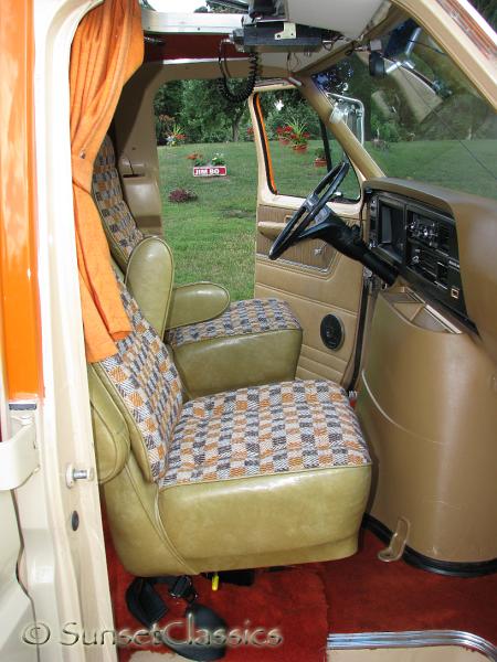 1977-ford-conversion-van-179.jpg